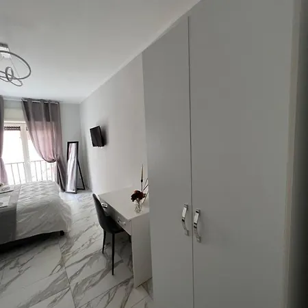 Апартаменты La Casa Di Ale 69 Неаполь